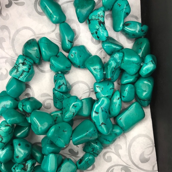 Beautiful Genuine turquoise 3 strand necklaces - Picture 2 of 6